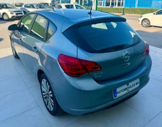 Opel Astra 2015