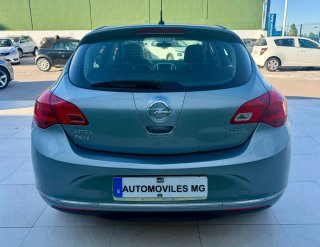 Opel Astra 2015