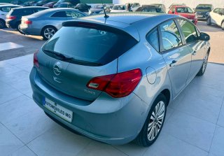 Opel Astra 2015