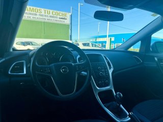 Opel Astra 2015
