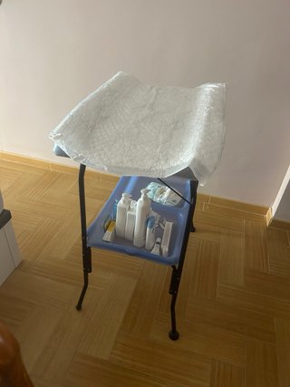 Cambiador bebé con estampado de ovejas