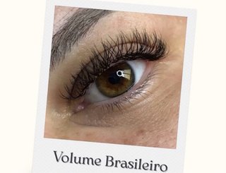 Extensión de pestañas con efecto natural