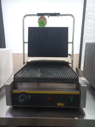 Plancha Eléctrica Industrial Buffalo