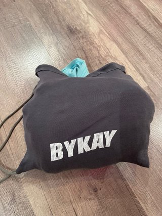 Fular ByKay Porta Bebés Gris/Verde Estrella