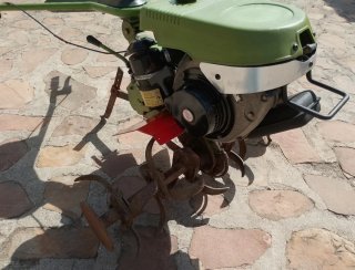 Motoazada Agria 604-D