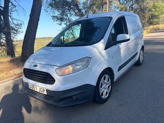 Ford Transit Courier 2015