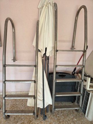 Escaleras Piscina Metal