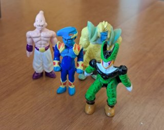 Set miniature Dragon Ball vari personaggi