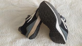 Zapatillas Fila Negras y Grises
