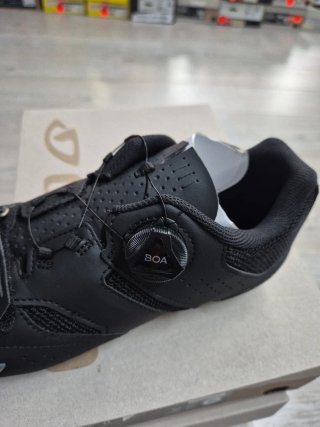 Zapatillas Ciclismo Giro Savix II Negra Talla 42