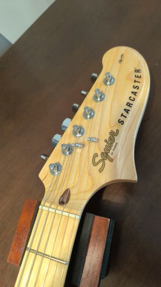Fender Squier Starcaster + Hotone Ampero One