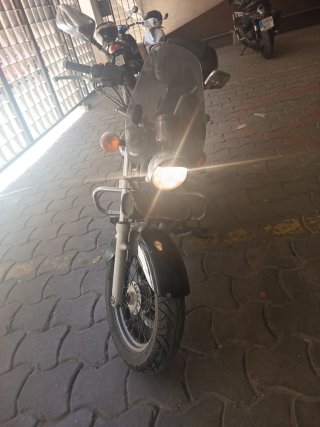 Suzuki Marauder 250 Negra