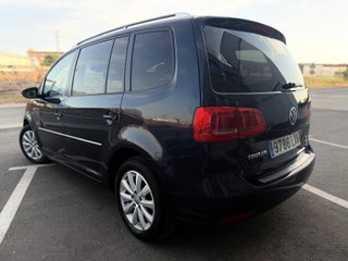 Volkswagen Touran 2011