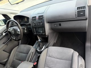 Volkswagen Touran 2011