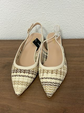 Sandalias Virucci Talla 39 Beige y Marrón