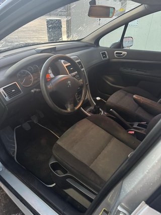 Peugeot 307 2004
