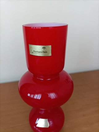 Vaso vintage in vetro rosso