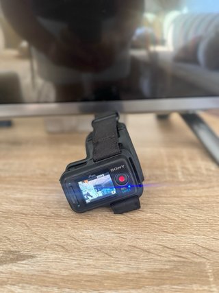 Sony Action Cam Mini HDRAZ1VR + Live View Remote