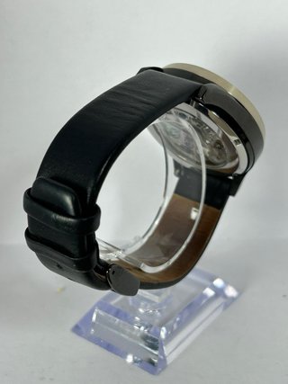 Reloj Kenneth Cole Skeleton Automático Negro
