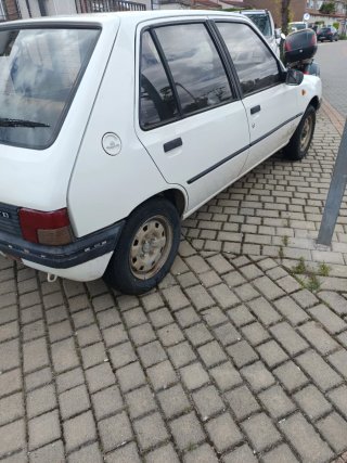 Peugeot 205 1992
