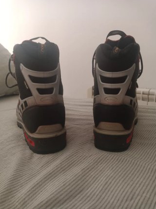 Botas Alpinismo AKU Spider Light GTX De Gore Tex