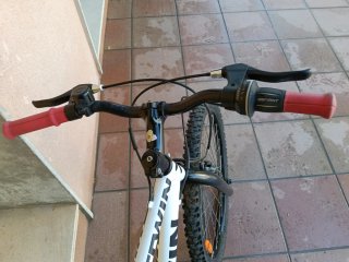 Bicicleta da montagna B'TWIN 24