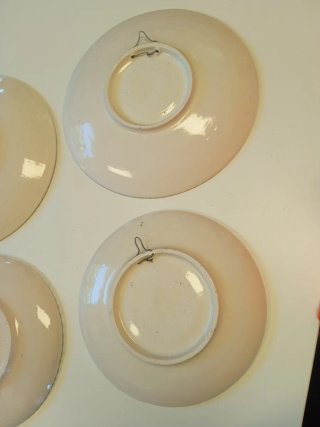Juego de 4 platos decorativos