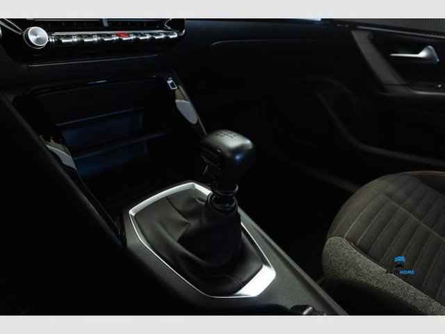 Peugeot 2008 Active Puretech 100 S&S BVM6 (2022)