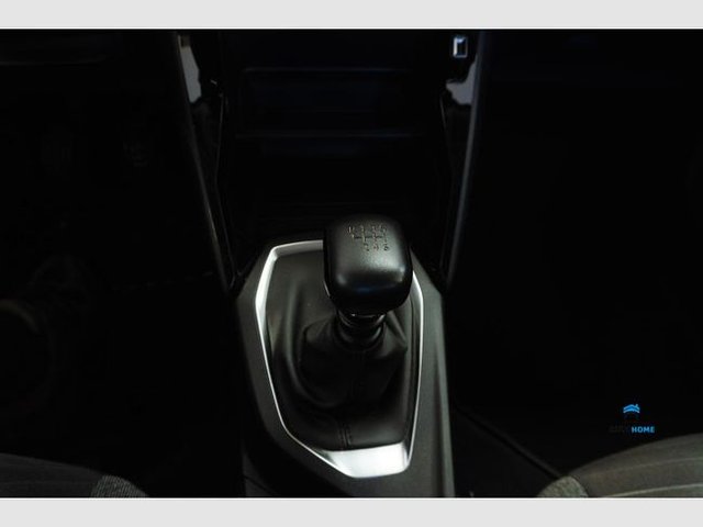Peugeot 2008 Active Puretech 100 S&S BVM6 (2022)