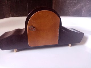 Reloj de sobremesa vintage madera