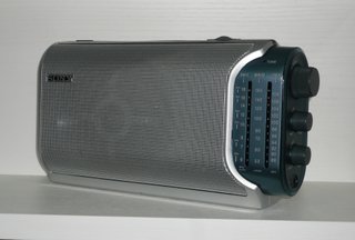 Radio Sony ICF-704S Plata