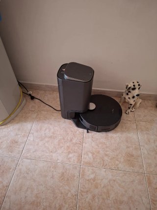 Robot Aspirador con Base de Carga