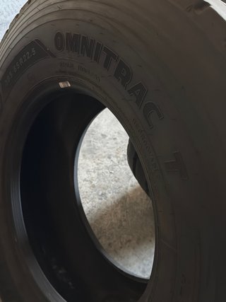Neumáticos de camión usados
