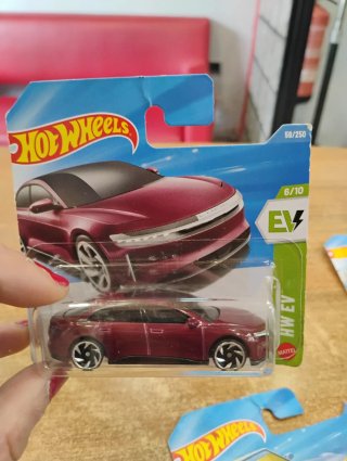 8 Coches Hot Wheels
