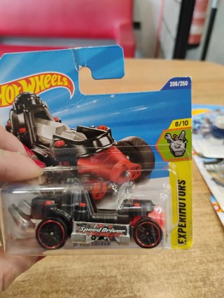 8 Coches Hot Wheels