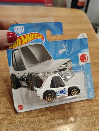 8 Coches Hot Wheels