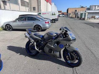 Yamaha R6 2000 Gris