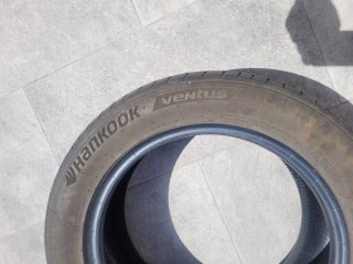 Neumatico Hankook  205/55R16