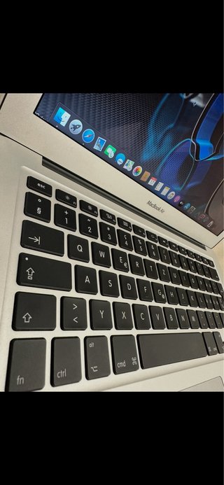 MacBook Air 13” i5 Plata