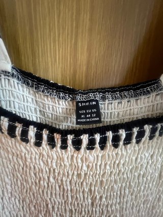 Vestido largo blanco y negro bordado T.L