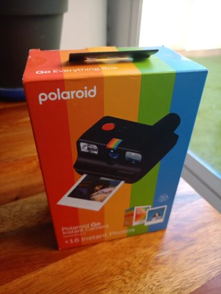 Cámara Polaroid Go Instantánea Gen2 + 2 Cartuchos