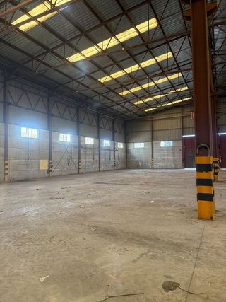 Nave industrial en venta en Carolina (La)