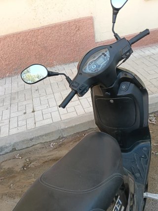 Peugeot Tweet 125cc 2023 Negra