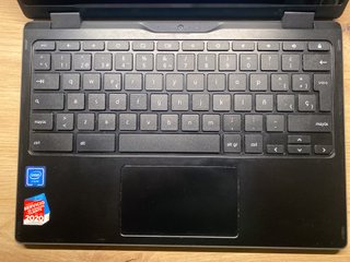 Acer R752 n18q6 Chromebook