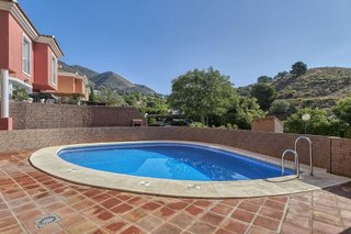 Casa adosada en venta en Benalmádena pueblo en Benalmádena