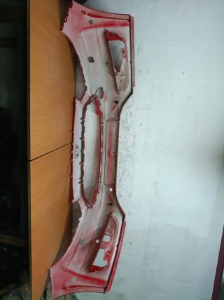 Paragolpes Ford Focus 2010-2019 Rojo
