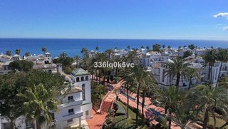 Casa adosada en venta en Centro Urbano en Estepona