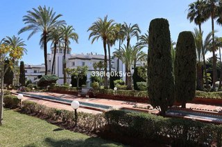 Casa adosada en venta en Centro Urbano en Estepona