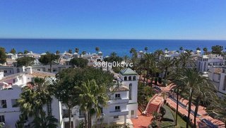 Casa adosada en venta en Centro Urbano en Estepona