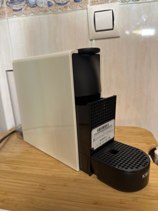 Cafetera Nespresso Krups Blanca